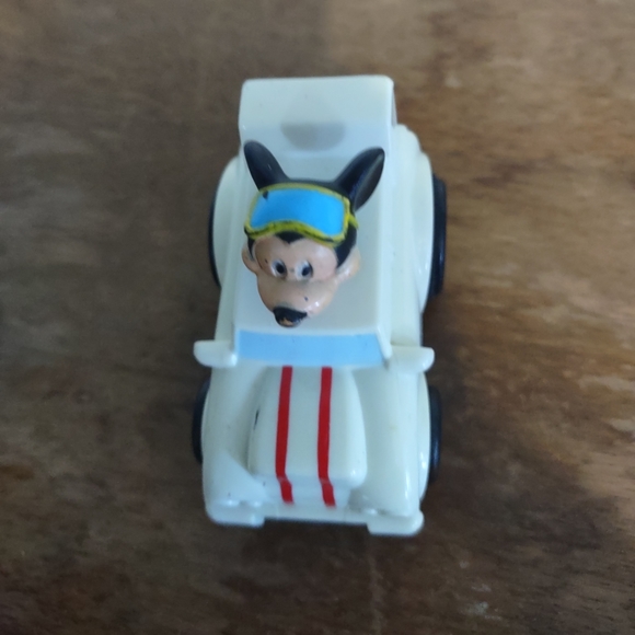 Disney 2007 Mickey Mouse Pull Back & Go white Mattel Small Toy Car - Picture 1 of 10